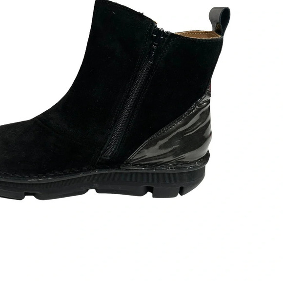 On Foot Women's Zen Boot in Black. Sz: 8 US/39 EU - Picture 12 of 13